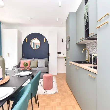 Charming And Cosy Flat Next To The Eiffel Tower *