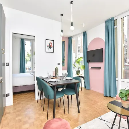 Charming And Cosy Flat Next To The Eiffel Tower Daire *